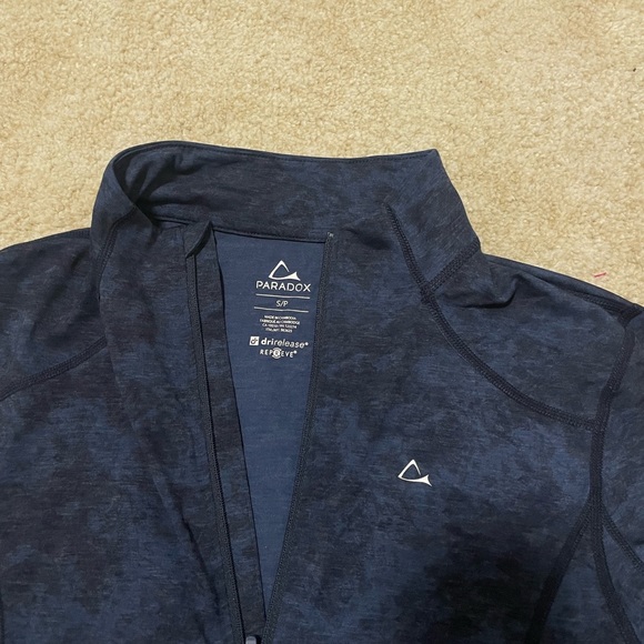 Paradox Sweaters - Picture 4 of 10